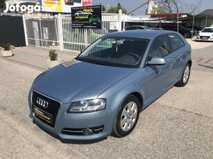 AUDI A3 1.6 TDI Attraction DPF Megkímélt! Végig...