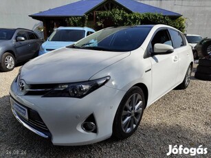 Toyota Auris 1.8 HSD Sol (Automata) 1 Tulajos 1...