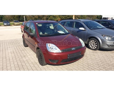 FORD FIESTA 1.3 Ambiente Kevés km friss műszaki