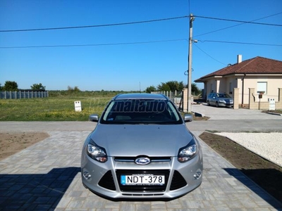 FORD FOCUS 1.0 GTDi EcoBoost Titanium