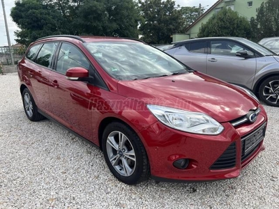 FORD FOCUS 1.6 TDCi Champions ÜLÉSFŰTÉS-SZÉLVÉDŐFŰTÉS-PARKASSIST-NAVI