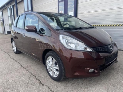 HONDA JAZZ 1.4 Elegance Becsületesnepper