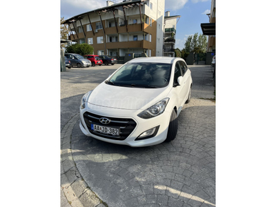 HYUNDAI I30 1.6 CRDi MP Premium