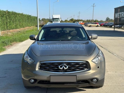 INFINITI FX30d 3.0 V6 S (Automata)