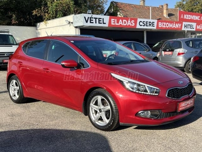 KIA CEE'D 1.6 GDI LX Automata LED Tempomat Radar Bluetooth 61e km Gyönyörű