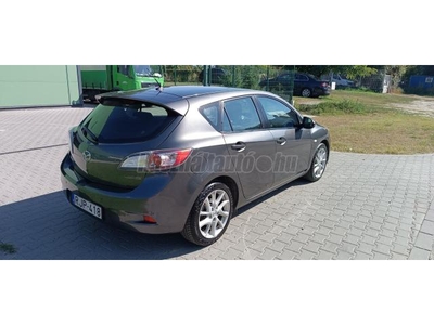 MAZDA 3 Sport 1.6 Takumi II GYÖNYÖRŰ-TÖRÉSMENTES-GYÁRI ÁLLAPOT!!KEVÉS KM!!