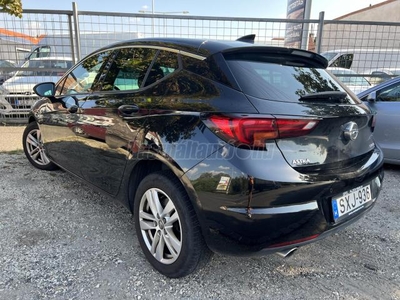 OPEL ASTRA K 1.6 CDTI Start-Stop Innovation Biturbo 79eKm! Téli-nyári gumikkal! Tolatókamera! Navi! Sávtartó! Ülésfűtés!