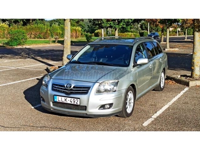 TOYOTA AVENSIS 2.0 D-4D Executive