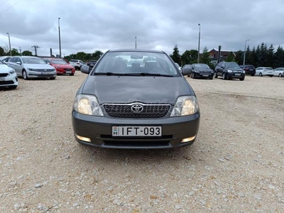 TOYOTA COROLLA Sedan 1.4 Linea Sol Mo-i DIGIT KLÍMA ALUFELNI