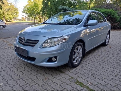 TOYOTA COROLLA Sedan 1.6 Sol Premium