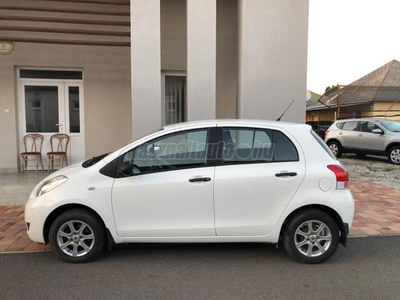 TOYOTA YARIS 1.0 112 ezer Km !!!