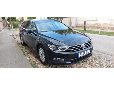 VOLKSWAGEN PASSAT VIII Variant 1.6 TDI BMT Comfortline DSG Navigáci.elektromos vonhorog.tolat kamera.parkolasszisztens