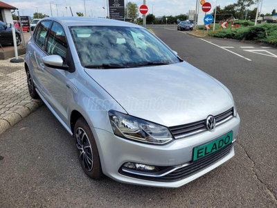 VOLKSWAGEN POLO 1.2 TSi 90 BMT Comfortline 52e km NAVI Tempomat