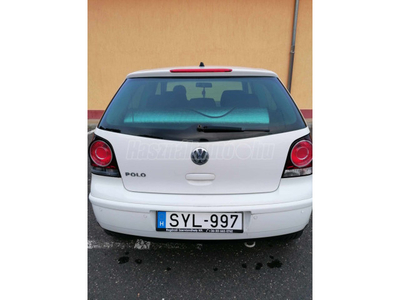 VOLKSWAGEN POLO IV 1.2 60 Trendline