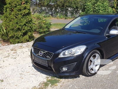 VOLVO C30