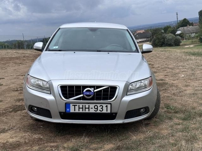 VOLVO V70 2.4 D [D5] AWD Kinetic Geartronic 4x4