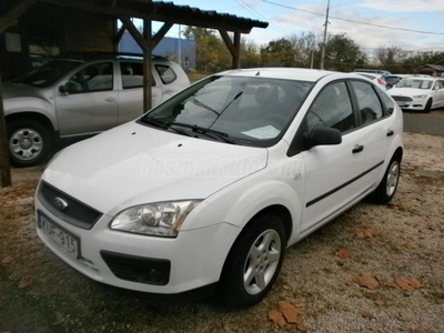 FORD FOCUS 1.4 Ambiente Klimás