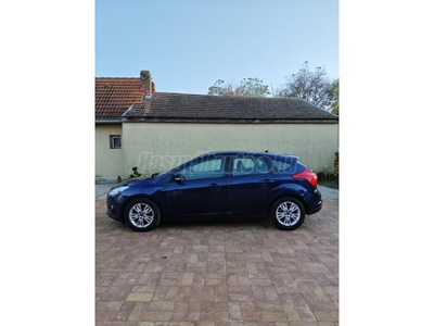 FORD FOCUS 1.6 TDCi Trend + téli gumi szett