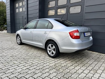 SKODA RAPID 1.6 CR TDI Ambition SZERVIZELT / MAGYARORSZÁG-i / KLÍMA / ÜLÉSFŰTÉS