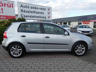 VOLKSWAGEN GOLF V 1.4 FSI Comfortline