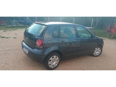 VOLKSWAGEN POLO 1.2 60 Trendline