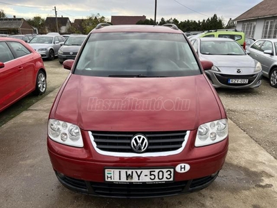 VOLKSWAGEN TOURAN 1.6 Trendline