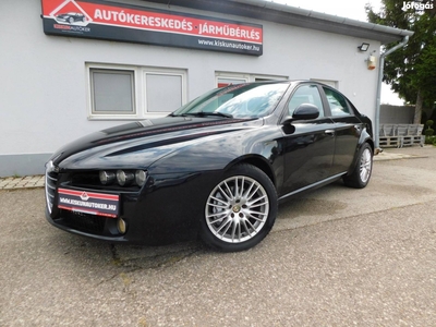 Alfa Romeo 159