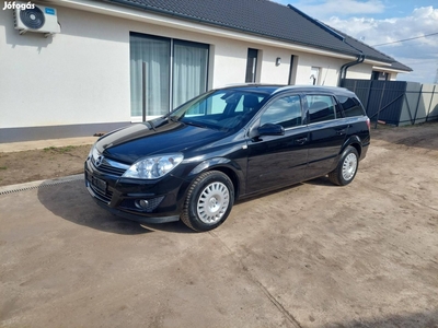 Opel Astra H Caravan 1.6 Cosmo