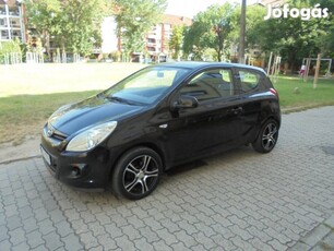 Hyundai I20 1.25 DOHC Classic AC Szervizkönyves