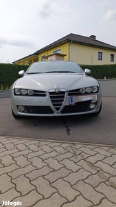 Alfa Romeo 159