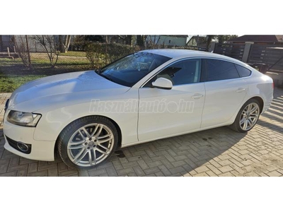 AUDI A5 3.0 TDI DPF quattro