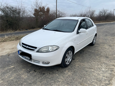 CHEVROLET LACETTI 1.6 16V Elite ACC