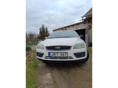 FORD FOCUS 1.6 Trend