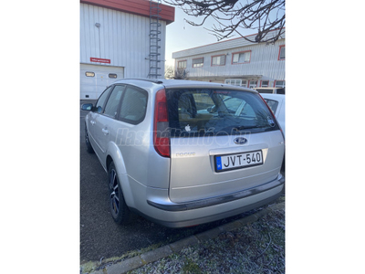 FORD FOCUS 1.8 TDCi Ghia