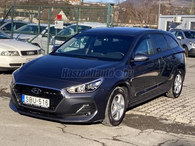 HYUNDAI I30 1.4 MPi Family '20 +28 EKM+TELJES SZERVÍZMÚLT+MAGYARORSZÁGI+KITŰNŐ ÁLLAPOT+