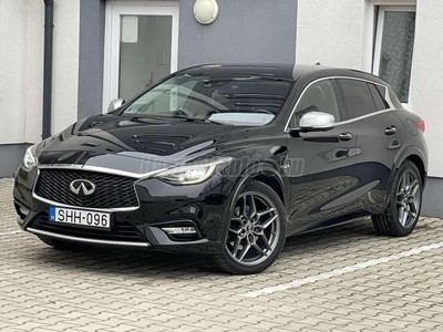 Haszn lt Infiniti Q30 2 2d Premium Tech Dct rak Waa2