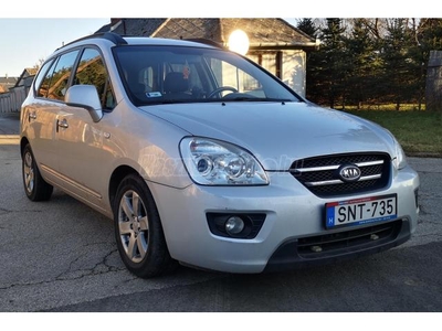 KIA CARENS 2.0 CRDi LX