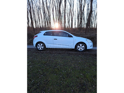 KIA PRO CEE'D 1.4 EX