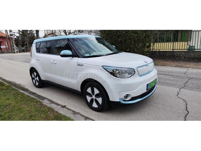 KIA SOUL EV CVT Navi/BI-LED/Üfűt/Kormfűt/Carplay/Magánszemélytől!!!