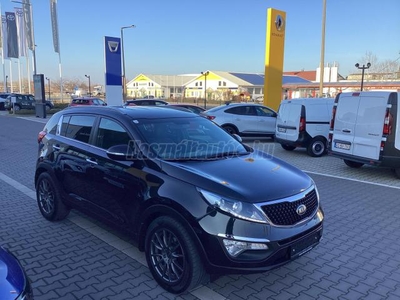 KIA SPORTAGE 1.7 CRDi Jubileum 1.tul./33e KM!!/NAVI-KAMERA/4xÜL.FŰTÉS/KORMÁNYFŰTÉS/VONÓHOROG