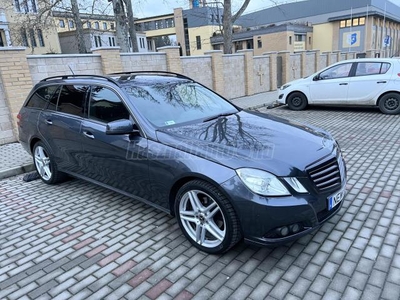 MERCEDES-BENZ E 200 CDI T BlueEFF. Classic 7G-TRONIC