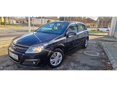 OPEL ASTRA H 1.4 Cosmo