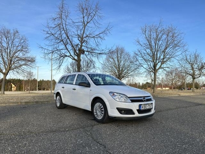 OPEL ASTRA H Caravan 1.4 Essentia