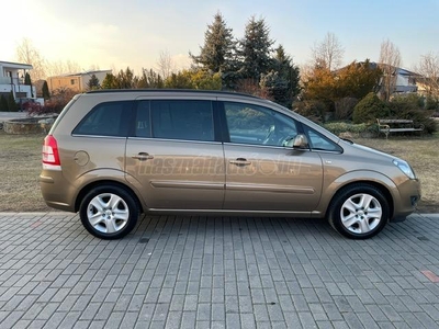 OPEL ZAFIRA B 1.6 Enjoy Magyar---sérülésmentes---7fős---Végig szervizelt 189.000km