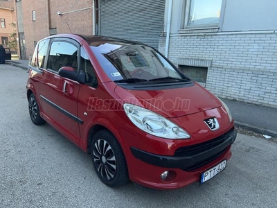 PEUGEOT 1007 1.4 16V Trendy