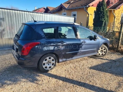 PEUGEOT 308 1.6 HDi Premium