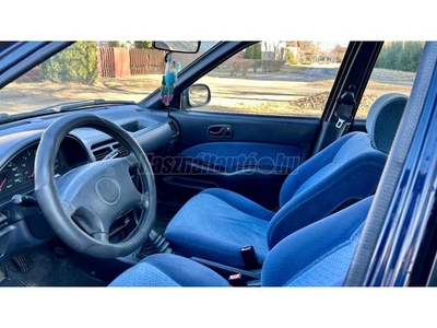 SUZUKI SWIFT Sedan 1.3 GLX