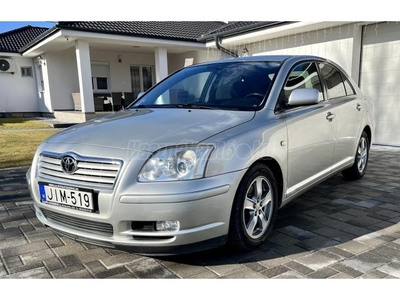 TOYOTA AVENSIS 2.0 Sol Technic