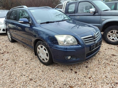 TOYOTA AVENSIS 2.2.d-cat. 2 szem TGK!!!!