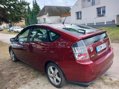 TOYOTA PRIUS 1.5 HSD (Automata)